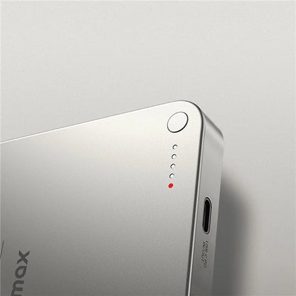 MOMAX Ultra Thin Metal Magsafe Wireless PowerBank (10000mAh)